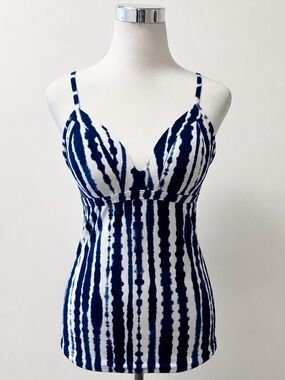 Athleta • Navy and White Tankini Size Medium